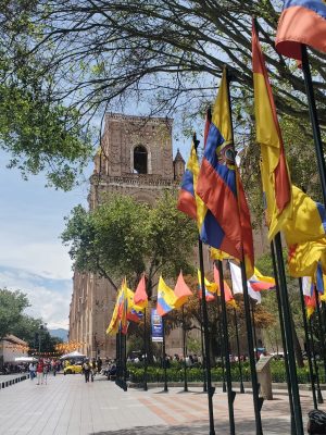 CUENCA parque calderon